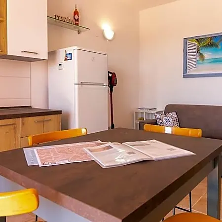 A Due Passi Dal Mare Nel Sinis-beachside Haven 호텔 3*