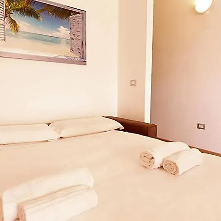 A Due Passi Dal Mare Nel Sinis-beachside Haven 까브라스