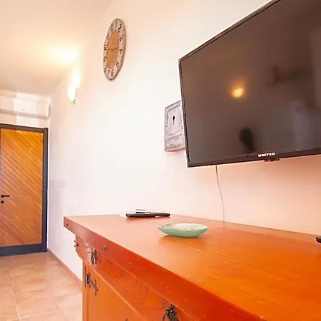 Ξενοδοχείο A Due Passi Dal Mare Nel Sinis-beachside Haven 3*